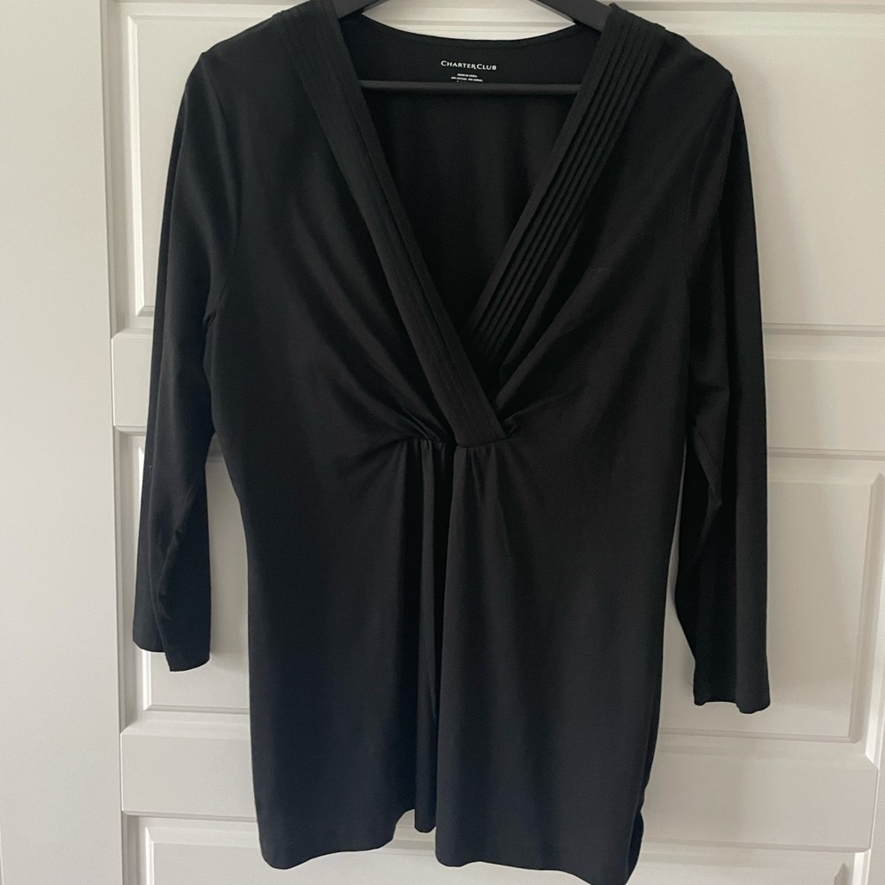 🌺🎉HOST PICK🎉🌺  CharterClub v-neck, L, Black, NWOT